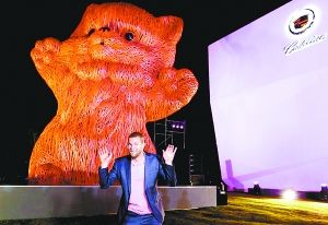 大粉猫复制大黄鸭？难！