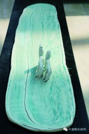 《行空的天马》(陶艺)朱乐耕作品