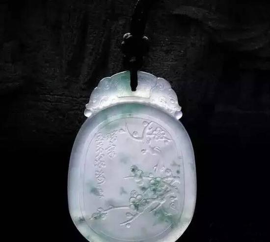 翡翠的痣??杂质